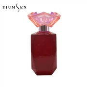 Rote Farbe Flasche Parfüm