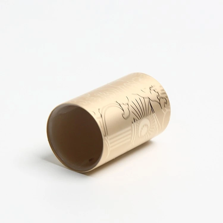 travel foundation container